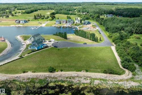 3 Sunset Harbour, Rural Wetaskiwin County, AB 