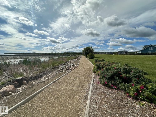 3 Sunset Harbour, Rural Wetaskiwin County, AB 