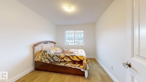 5440 1A Avenue, Edmonton, AB - Indoor Photo Showing Bedroom