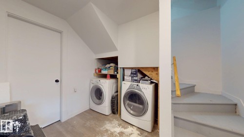 5440 1A Avenue, Edmonton, AB - Indoor Photo Showing Laundry Room