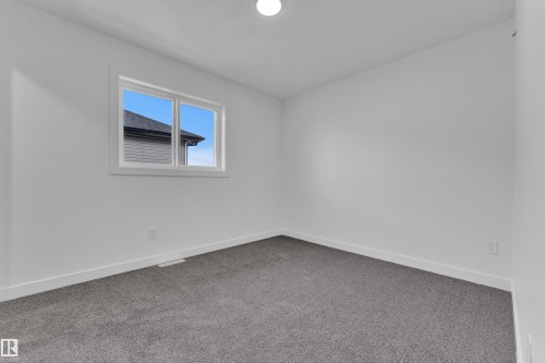 43 Southbridge Drive, Calmar, AB - Indoor Photo Showing Other Room