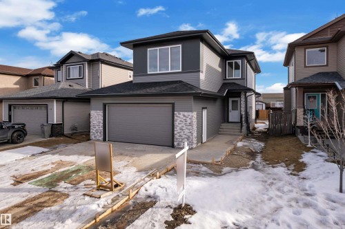 43 Southbridge Drive, Calmar, AB - Outdoor With Facade