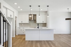 147 ROYAL Street  St. Albert, AB T8N 8C9