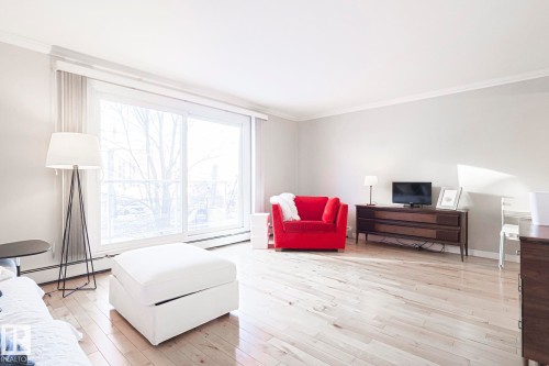 207 9925 83 Avenue, Edmonton, AB - Indoor Photo Showing Other Room