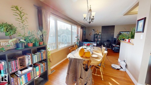 4329 45 Avenue, Drayton Valley, AB - Indoor Photo Showing Dining Room