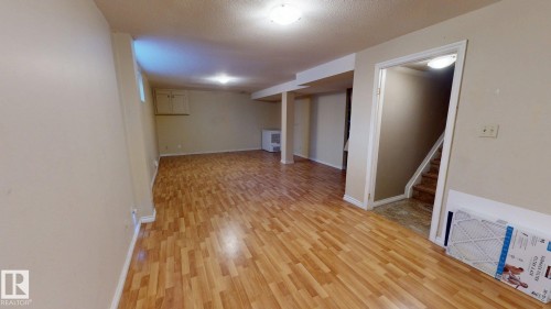 4329 45 Avenue, Drayton Valley, AB - Indoor