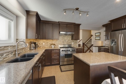 18316 60 Avenue, Edmonton, AB - Indoor Photo Showing Kitchen With Double Sink With Upgraded Kitchen