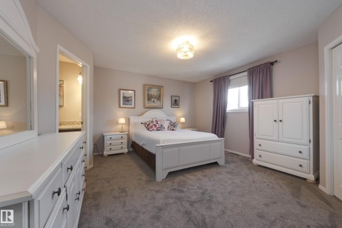 18316 60 Avenue, Edmonton, AB - Indoor Photo Showing Bedroom