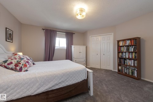 18316 60 Avenue, Edmonton, AB - Indoor Photo Showing Bedroom