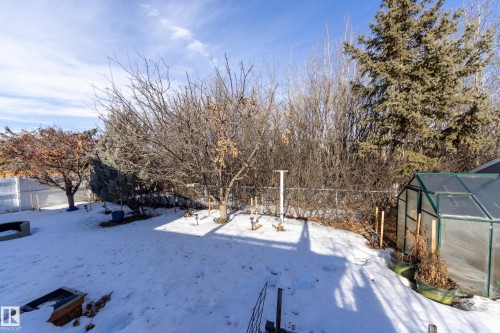 18316 60 Avenue, Edmonton, AB - Outdoor