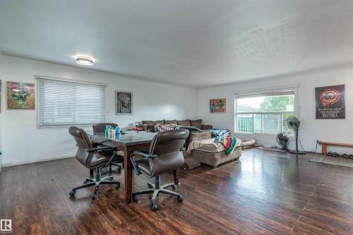 10624 40 Street, Edmonton, AB - Indoor