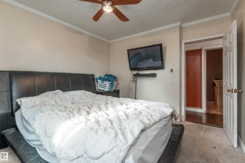 10624 40 Street, Edmonton, AB - Indoor Photo Showing Bedroom