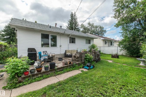10624 40 Street, Edmonton, AB - Outdoor