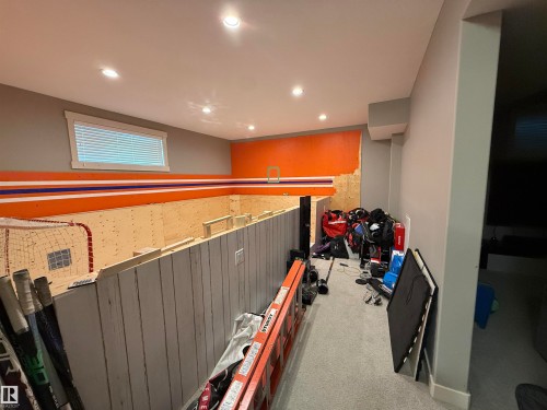 2036 Rochester Avenue, Edmonton, AB - Indoor