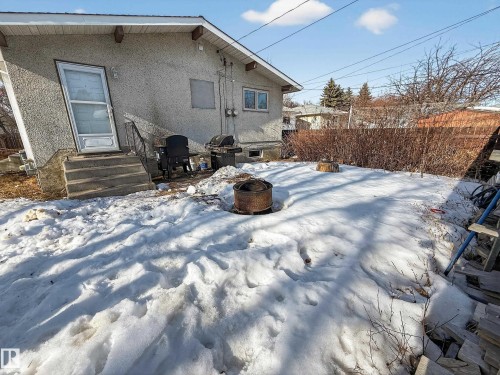 8316 122 Avenue, Edmonton, AB - Outdoor