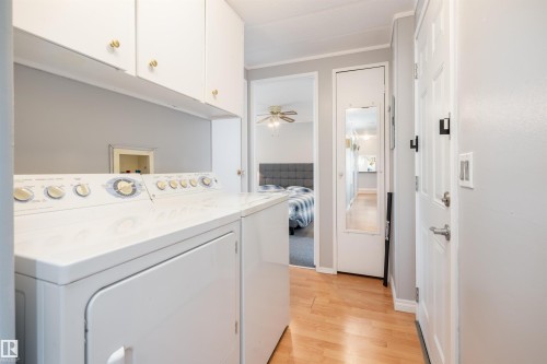 2438 Lakeview Bay, Edmonton, AB - Indoor Photo Showing Laundry Room