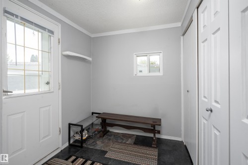 2438 Lakeview Bay, Edmonton, AB - Indoor Photo Showing Other Room