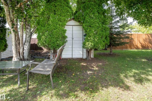 2438 Lakeview Bay, Edmonton, AB - Outdoor