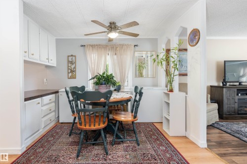 2438 Lakeview Bay, Edmonton, AB - Indoor Photo Showing Dining Room