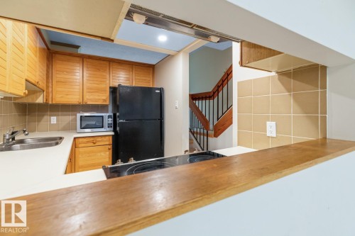 11122 83 Avenue, Edmonton, AB - Indoor Photo Showing Kitchen With Double Sink