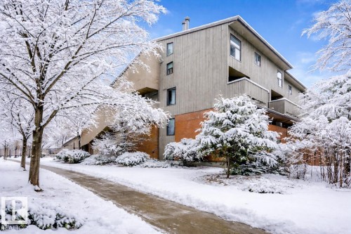 11122 83 Avenue, Edmonton, AB - Outdoor