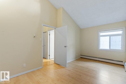 11122 83 Avenue, Edmonton, AB - Indoor Photo Showing Other Room