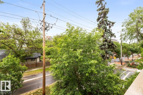 11122 83 Avenue, Edmonton, AB - Outdoor