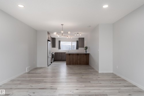 22371 93 Avenue, Edmonton, AB - Indoor