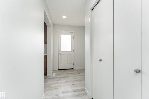 22371 93 Avenue, Edmonton, AB - Indoor Photo Showing Other Room