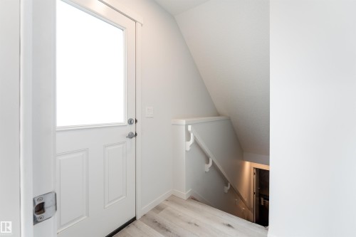 22371 93 Avenue, Edmonton, AB - Indoor Photo Showing Other Room