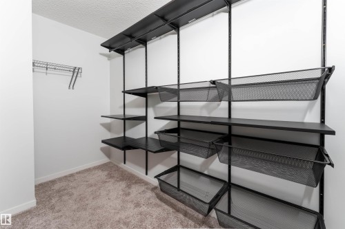 22371 93 Avenue, Edmonton, AB - Indoor Photo Showing Other Room