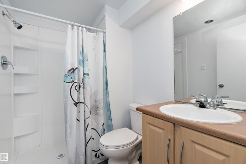 144 Green Ash Drive, Wetaskiwin, AB - Indoor Photo Showing Bathroom