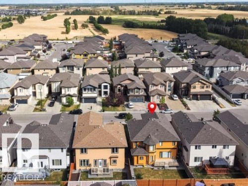 Aerial view of residential area - 816 Wildwood Crescent Nw, Edmonton, AB - Outdoor With View