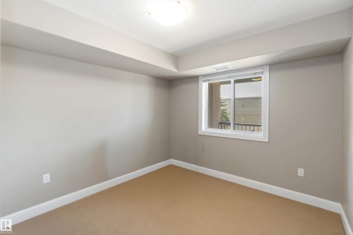 210 13111 140 Avenue, Edmonton, AB - Indoor Photo Showing Other Room