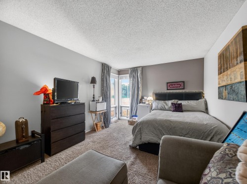 8616 106 Street, Edmonton, AB - Indoor Photo Showing Bedroom