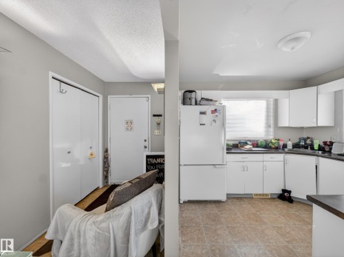 8616 106 Street, Edmonton, AB - Indoor Photo Showing Kitchen