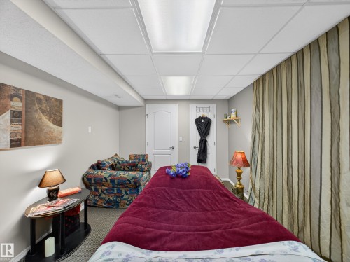 8616 106 Street, Edmonton, AB - Indoor Photo Showing Bedroom