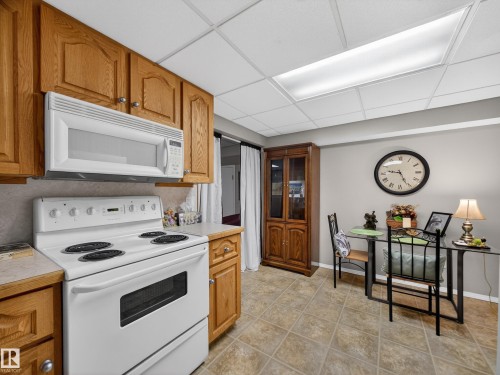 8616 106 Street, Edmonton, AB - Indoor Photo Showing Kitchen