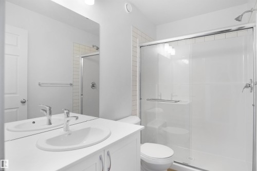 2128 210 Street, Edmonton, AB - Indoor Photo Showing Bathroom