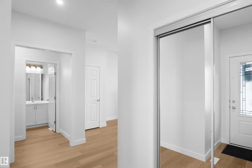 2124 210 Street, Edmonton, AB - Indoor Photo Showing Other Room