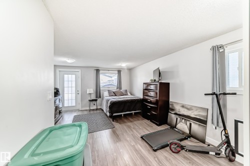 140 West View Crescent, Edmonton, AB 