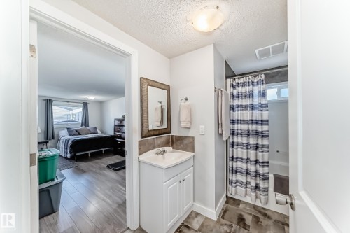 140 West View Crescent, Edmonton, AB 