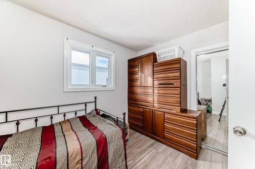 140 West View Crescent, Edmonton, AB 