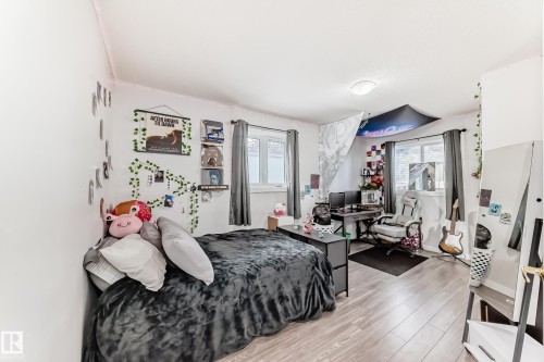 140 West View Crescent, Edmonton, AB 