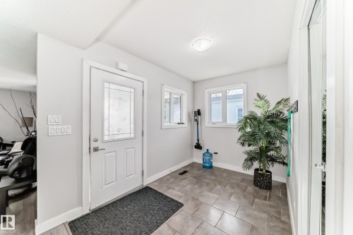 140 West View Crescent, Edmonton, AB 