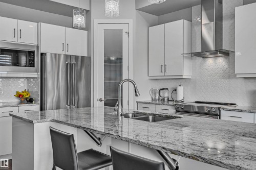 1025 Huckell Place, Edmonton, AB 