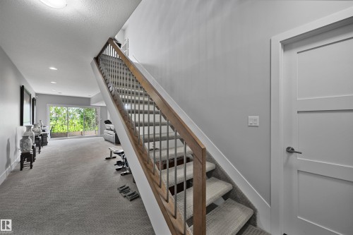 1025 Huckell Place, Edmonton, AB 