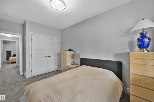 1025 Huckell Place, Edmonton, AB 