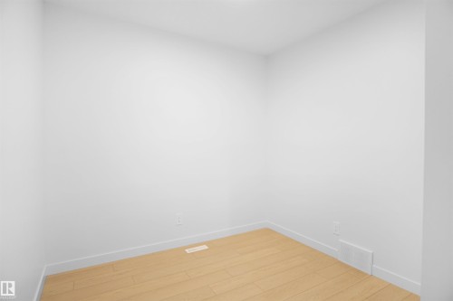 4635 Kinsella Landing, Edmonton, AB - Indoor Photo Showing Other Room