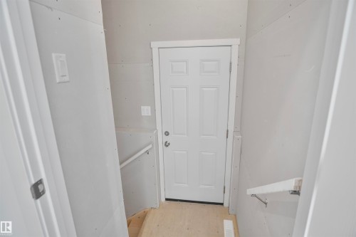 8464 183 Avenue, Edmonton, AB - Indoor Photo Showing Other Room